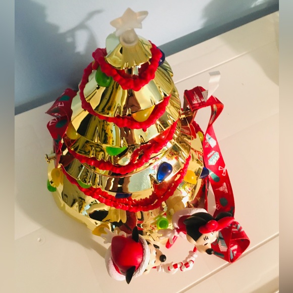 ✨ Disney World 50th Celebration Gold Light Up Christmas Tree Popcorn Bucket ✨ - Picture 11 of 12